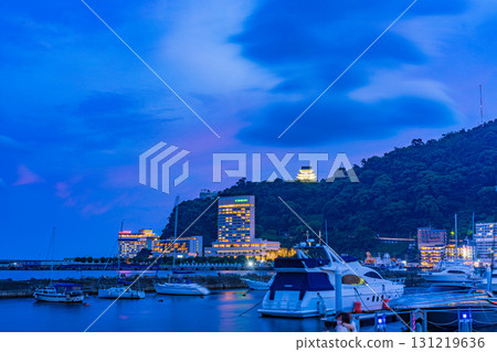 [Shizuoka Prefecture] Twilight at Atami Port 131219636