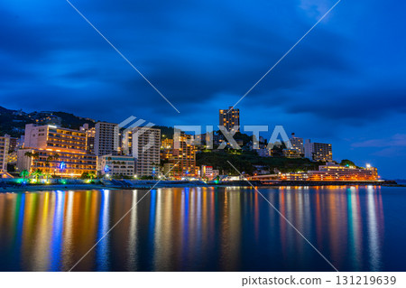 [Shizuoka Prefecture] Twilight at Atami Port 131219639