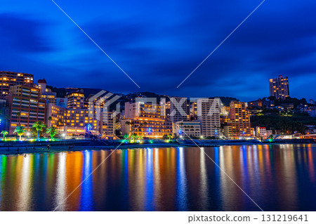 [Shizuoka Prefecture] Twilight at Atami Port 131219641