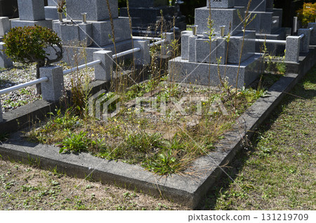 封墓圖（破舊的墳墓） 131219709