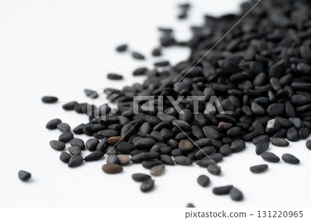黑芝麻（生芝麻）的特寫 131220965