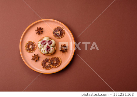 Sweet cake or tart round with cream and raspberries. Raspberry sweet tart 131221168