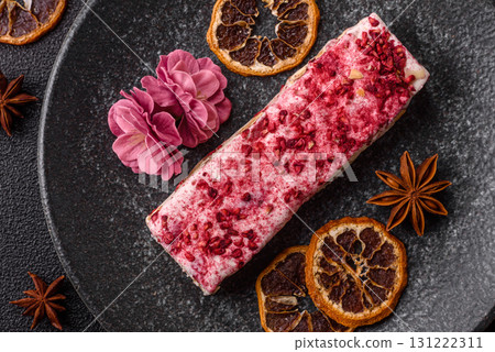 Nougat or white caramel with hazelnuts and strawberry pieces. White nougat Nougat or white caramel with hazelnuts and strawberry pieces. White nougat 131222311