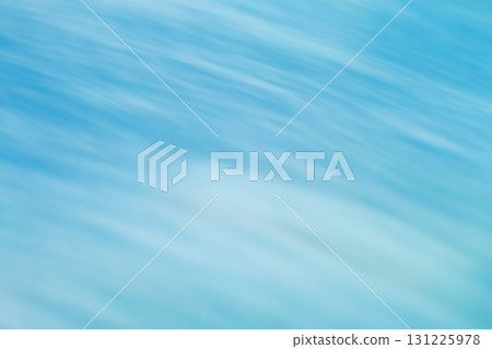 柔和的藍色,流暢的線條的抽象的背景 柔和的藍色,流暢的線條的抽象的背景 131225978