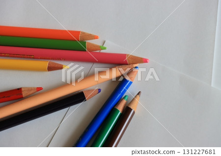 彩色鉛筆 131227681