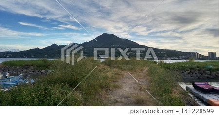 淡水對面的山 淡水對面的山 131228599