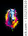 五顏六色的馬在黑暗中漂浮 131233610