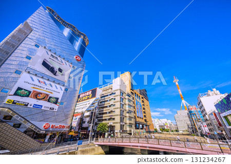 9月25日,日本橫濱市景。橫濱站、Yokohama Vivre、Bic Camera、南幸橋等景點。 (2025年) 9月25日,日本橫濱市景。橫濱站、Yokohama Vivre、Bic Camera、南幸橋等景點。 (2025年) 131234267