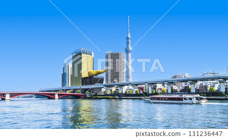 Urban scenery of Tokyo's Sumida River [Tokyo, Taito Ward - Sumida Ward] 131236447