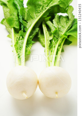 Turnip, turnip, turnip, small white turnip 131240435