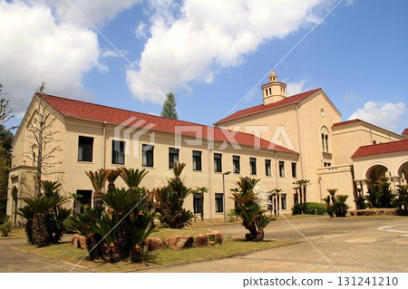 Kwansei Gakuin University Kobe-Sanda Campus 131241210