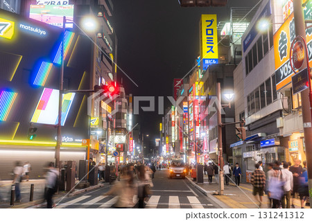 埼玉縣：大宮站，霓虹燈閃耀的繁華夜生活區 131241312