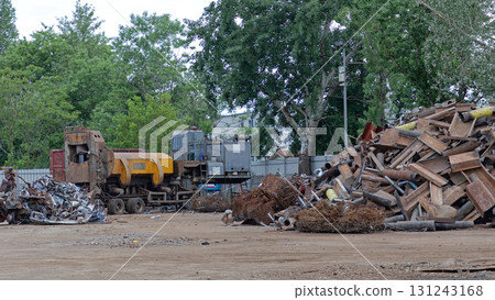 Metal Recycling Machine Crusher Metal Recycling Machine Crusher 131243168
