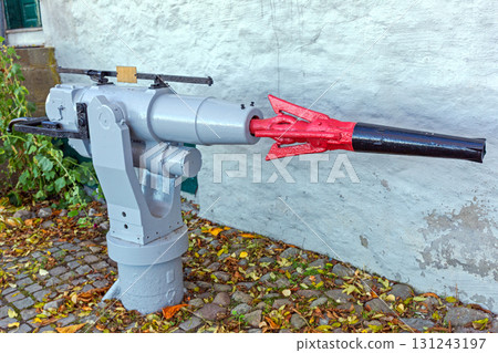 Whaling Gun Cannon Harpoon 131243197