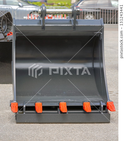 New Excavator Bucket 131243441