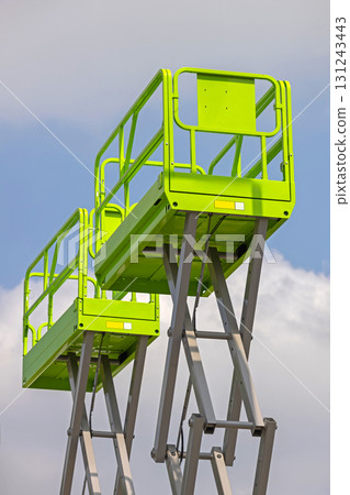 Scissor Lift Platform Scissor Lift Platform 131243443