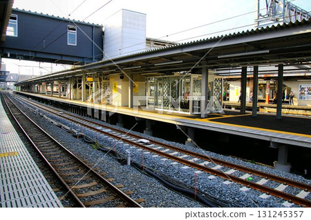 Coming soon! New platforms 3 and 4 at Kasukabe Station, a temporary outbound line, undergoing transformation in preparation for the elevated track. 131245357