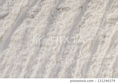 white powdered sugar made from ground beet sugar, white crumbly powdered sugar made from natural beetroot 131246374