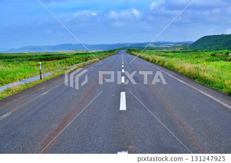 夏季北海道 Ororon 線的壯麗景色 夏季北海道 Ororon 線的壯麗景色 131247925