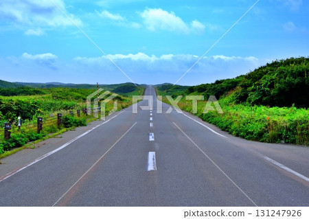 Spectacular views of the Ororon Line in Hokkaido in summer Spectacular views of the Ororon Line in Hokkaido in summer 131247926