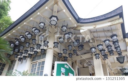 大阪市難波八坂神社、獅子堂、獅子舞台 大阪市難波八坂神社、獅子堂、獅子舞台 131251305