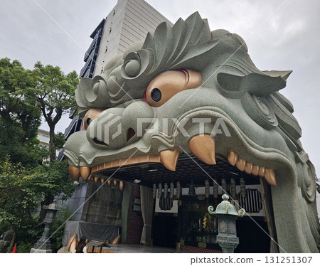 Namba Yasaka Shrine, Lion Hall, Lion Stage, Osaka City Namba Yasaka Shrine, Lion Hall, Lion Stage, Osaka City 131251307