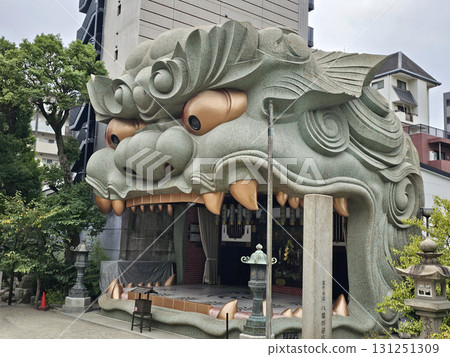 大阪市難波八坂神社、獅子堂、獅子舞台 131251309