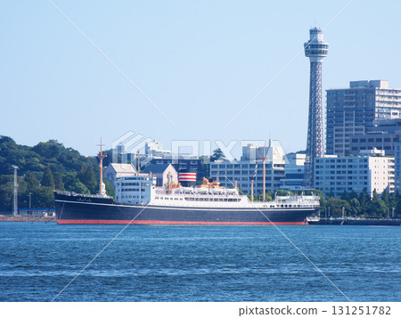 Cityscape of the Hikawa Maru and Marine Tower seen from Osanbashi Pier (August 2025) Cityscape of the Hikawa Maru and Marine Tower seen from Osanbashi Pier (August 2025) 131251782