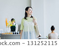 A young woman visiting a cafe 131252115