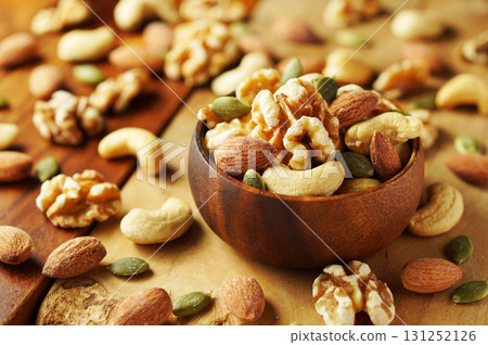 混合堅果 131252126