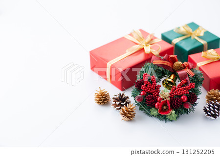 聖誕節租賃和禮品 131252205