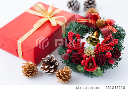 聖誕節租賃和禮品 131252218