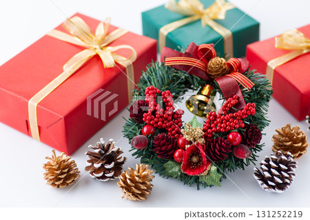 Christmas lease and gifts 131252219