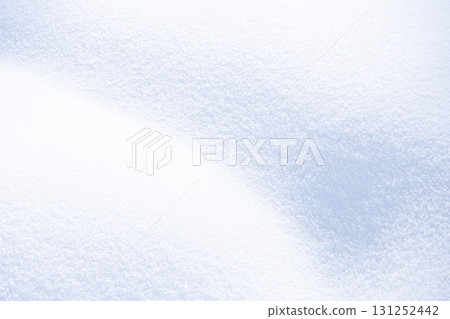 凹凸不平的雪紋 131252442