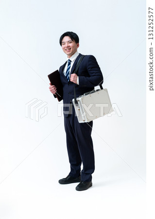 Service Engineer Service Engineer 131252577