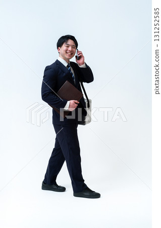 Service Engineer Service Engineer 131252585