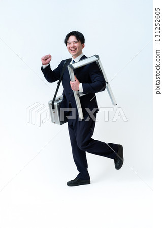 Service Engineer Service Engineer 131252605
