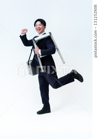 Service Engineer Service Engineer 131252606