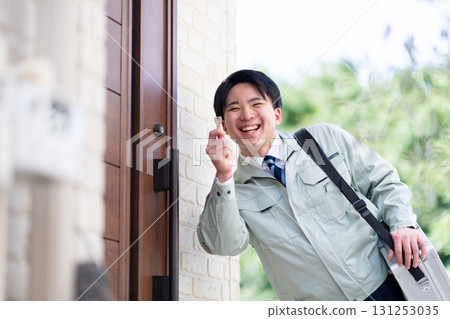 Key specialists Key specialists 131253035