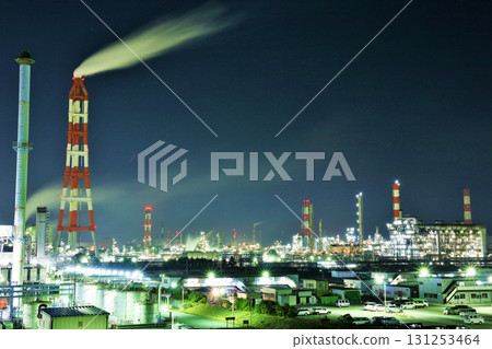 Factory night view in Kamisu City, Ibaraki Prefecture 131253464