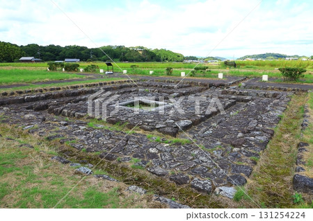 史蹟：飛鳥宮遺址（相傳為飛鳥板吹宮遺址） 131254224