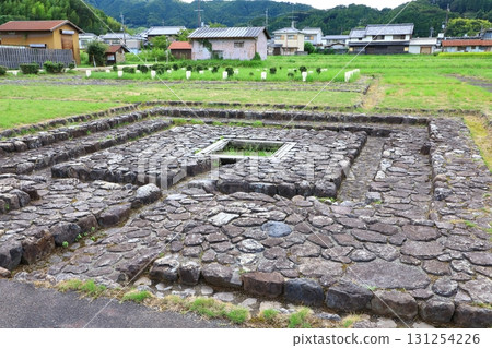 史蹟：飛鳥宮遺址（相傳為飛鳥板吹宮遺址） 131254226