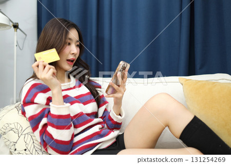 Shopping Online Shopping Online 131254269