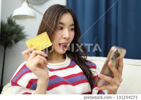 Shopping Online Shopping Online 131254271