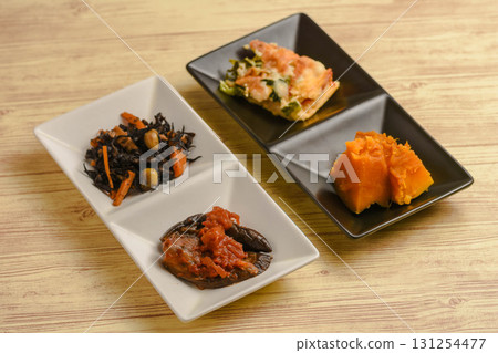 Snacks and snacks set Snacks and snacks set 131254477
