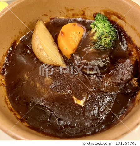 炸豬排村八的燉牛肉 炸豬排村八的燉牛肉 131254703