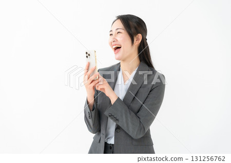女商人西裝智能手機 131256762