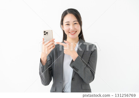 女商人西裝智能手機 131256769