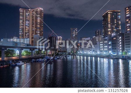Tokyo: Night view of tower apartments in Shibaura Bay Area, Minato Ward Tokyo: Night view of tower apartments in Shibaura Bay Area, Minato Ward 131257026