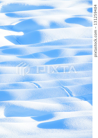 A common sight in Hokkaido during the harsh winter 131259484